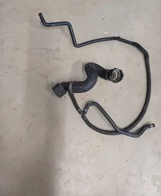 Audi Q7 4L Engine coolant pipe/hose 7L8122447K 4F0122293L