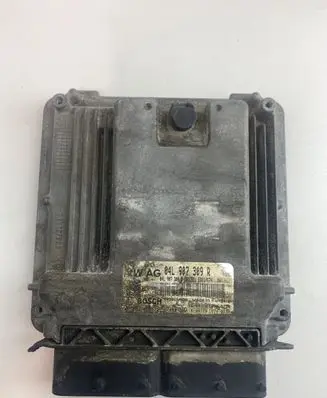 Volkswagen PASSAT B8 Engine control unit/module 04L907309R