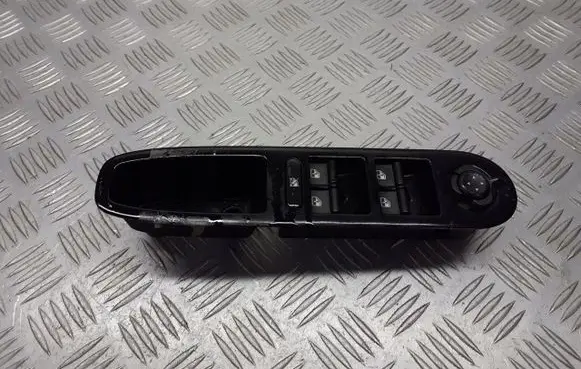 Alfa Romeo 156 Front door window switch trim 156054187