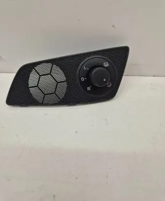 Skoda Octavia Mk2 (1Z) Wing mirror switch 1Z1959565F