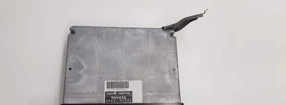 Toyota Avensis T250 Engine control unit/module 8966105C80
