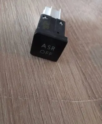 Traction control (ASR) switch