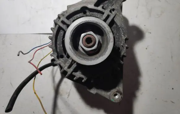 Toyota Corolla Verso E121 Generator/alternator 270600D160 D1151H