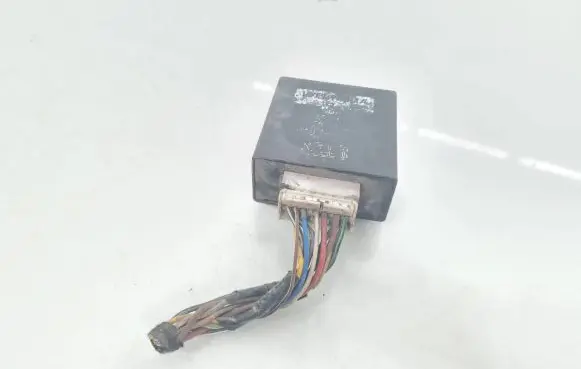 Seat Alhambra (Mk1) Tow bar trailer control unit/module 