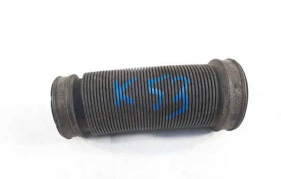 Audi A4 S4 B5 8D Air intake hose/pipe 8A0129627I