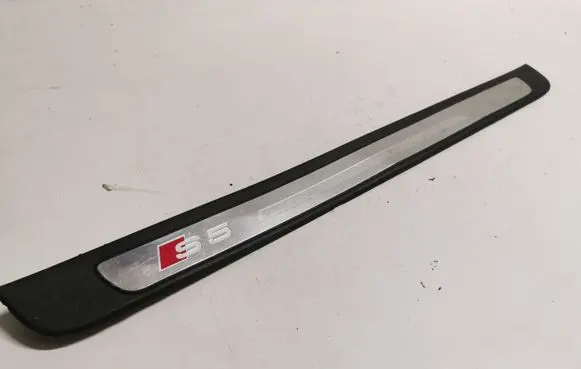 Audi A5 Sportback 8TA Side skirt front trim 8T8853374