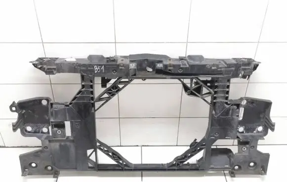 Renault Megane III Radiator support slam panel 752100004r 000702698
