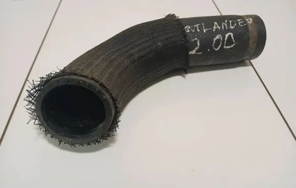 Mitsubishi Outlander Intercooler hose/pipe