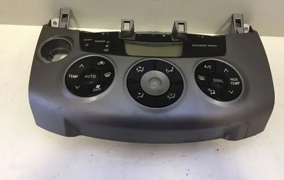 Toyota RAV 4 (XA30) Climate control unit 455944