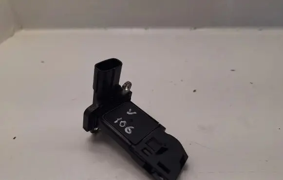 Toyota Verso Mass air flow meter 2220426010 9701