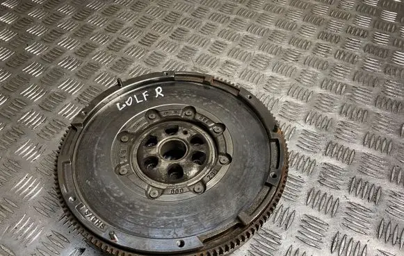 Volkswagen Golf VI Flywheel 06F105266 06F105266AL