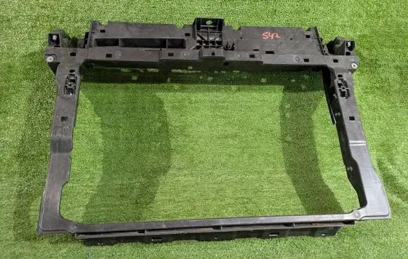 Volkswagen Tiguan Radiator support slam panel 57H805588K