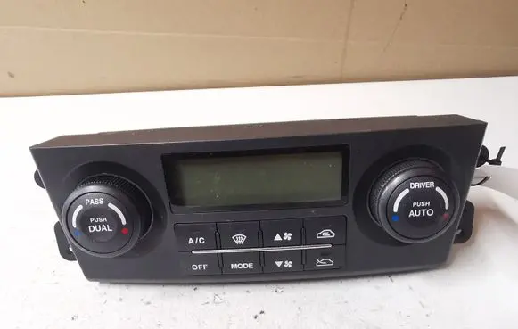 KIA Sorento Climate control unit 972503E761 389G3090010 G3090010