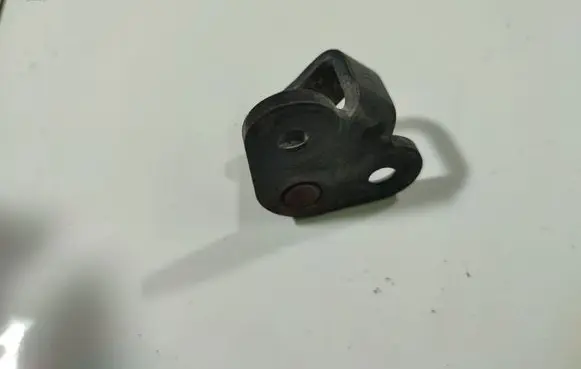 Peugeot 206 Front door lock loop/hook striker 