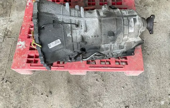 Jaguar XF X250 Automatic gearbox 8X237000AE 1068401373 BAZ237000AE4442822