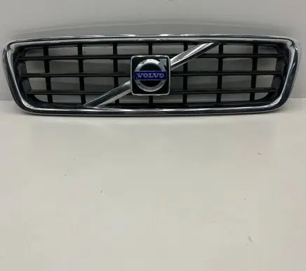Volvo S60 Front bumper upper radiator grill 30698616