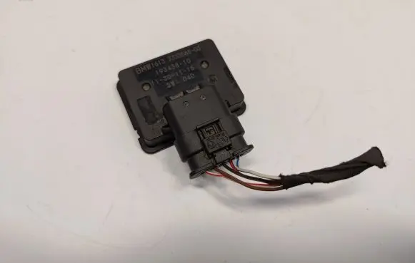 BMW X5 F15 Fuel temperature sensor 16137333588 16137274148