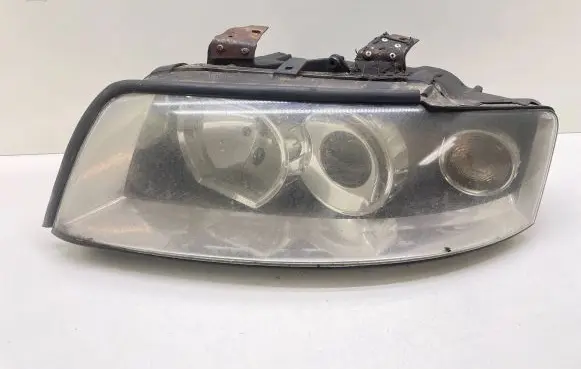 Audi A4 S4 B6 8E 8H Headlight/headlamp