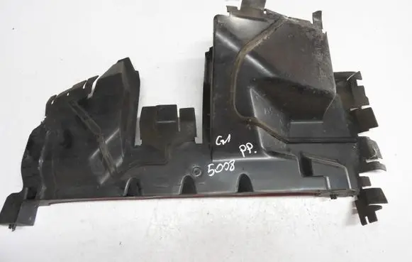 Peugeot 5008 Intercooler air channel guide 9686133980