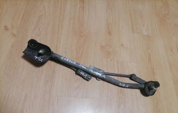 Toyota Corolla E120 E130 Front wiper linkage 