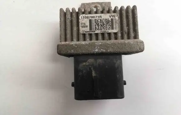 Glow plug pre-heat relay