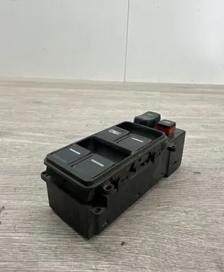 Honda Accord Electric window control switch 22640135750