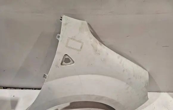 Renault Kangoo II Fender 631002009R