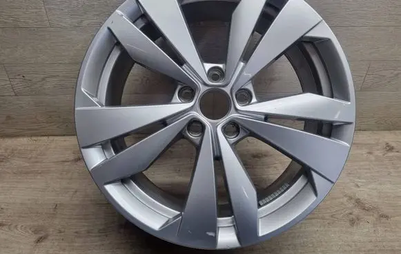 Volkswagen ID.3 R18 alloy rim 10A071498