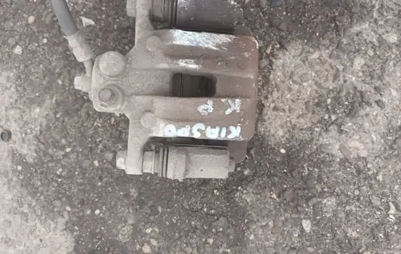 KIA Sportage Rear brake caliper