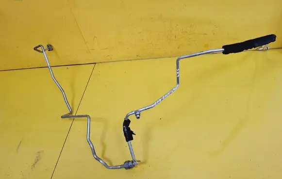 Air conditioning (A/C) pipe/hose