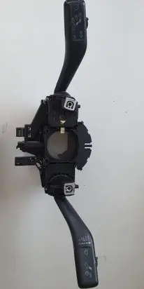 Skoda Superb B6 (3T) Indicator stalk