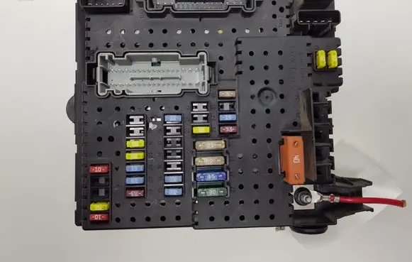 Volvo XC90 Fuse module 30786646 07W075 28080156