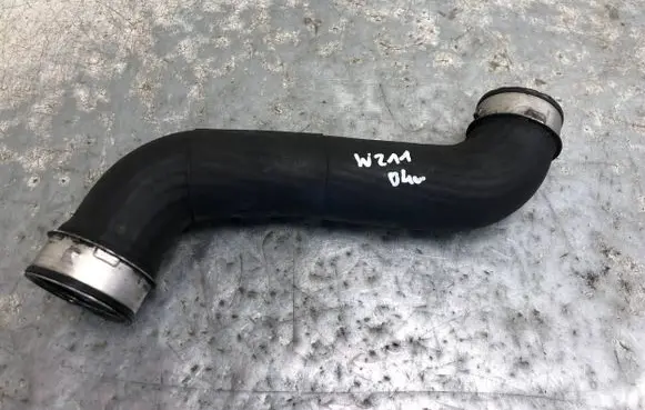 Mercedes-Benz E W211 Intercooler hose/pipe