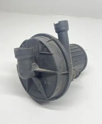 Volkswagen Golf IV Secondary air pump 06A959253B