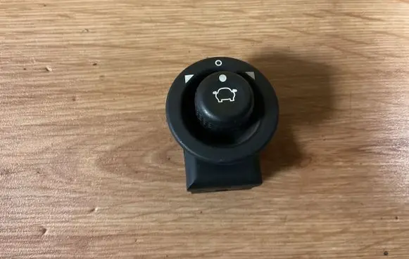 Ford Mondeo Mk III Wing mirror switch 93BG17B676BB K808X