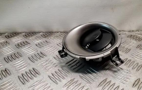 Nissan Juke I F15 Dashboard side air vent grill/cover trim 687611KE0A