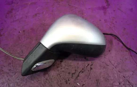 Mercedes-Benz E C207 W207 Manual wing mirror