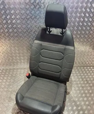 Citroen C4 III e-C4 Front driver seat PK19257