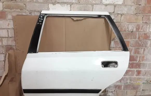 Peugeot 406 Rear door