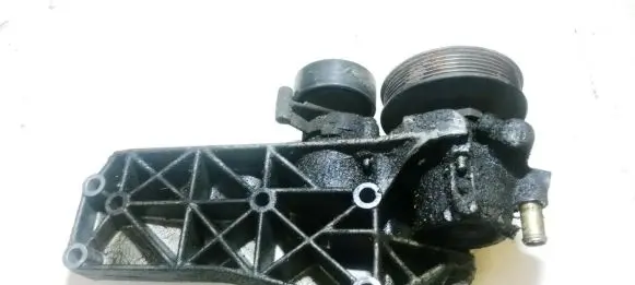 Seat Ibiza II (6k) Power steering pump 030145157 26046395wb