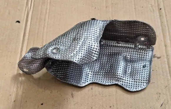 Volvo XC60 Heat shield in engine bay 30757296