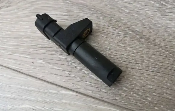 Mercedes-Benz R W251 Crankshaft speed sensor A6421530728