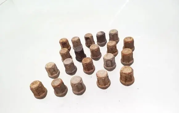 Nuts/bolts