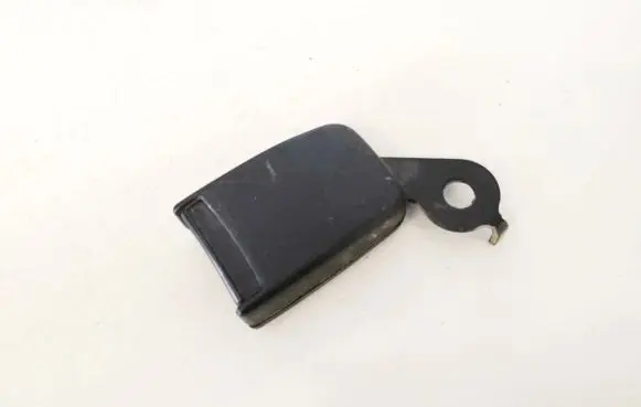 Mazda 323 F Rear seatbelt buckle r3628