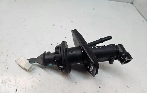 Mazda 6 Clutch master cylinder KE6041400B