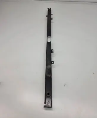 Radiator mount bracket