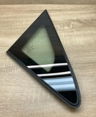 Mercedes-Benz E W211 Rear vent window glass 43R000016 DOT211M75AS2