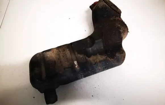 Intake resonator
