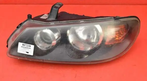 Nissan Almera Tino Headlight/headlamp 26060-BN67A