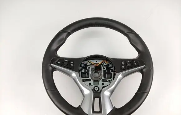 Opel Adam Steering wheel 39078441 622359300B